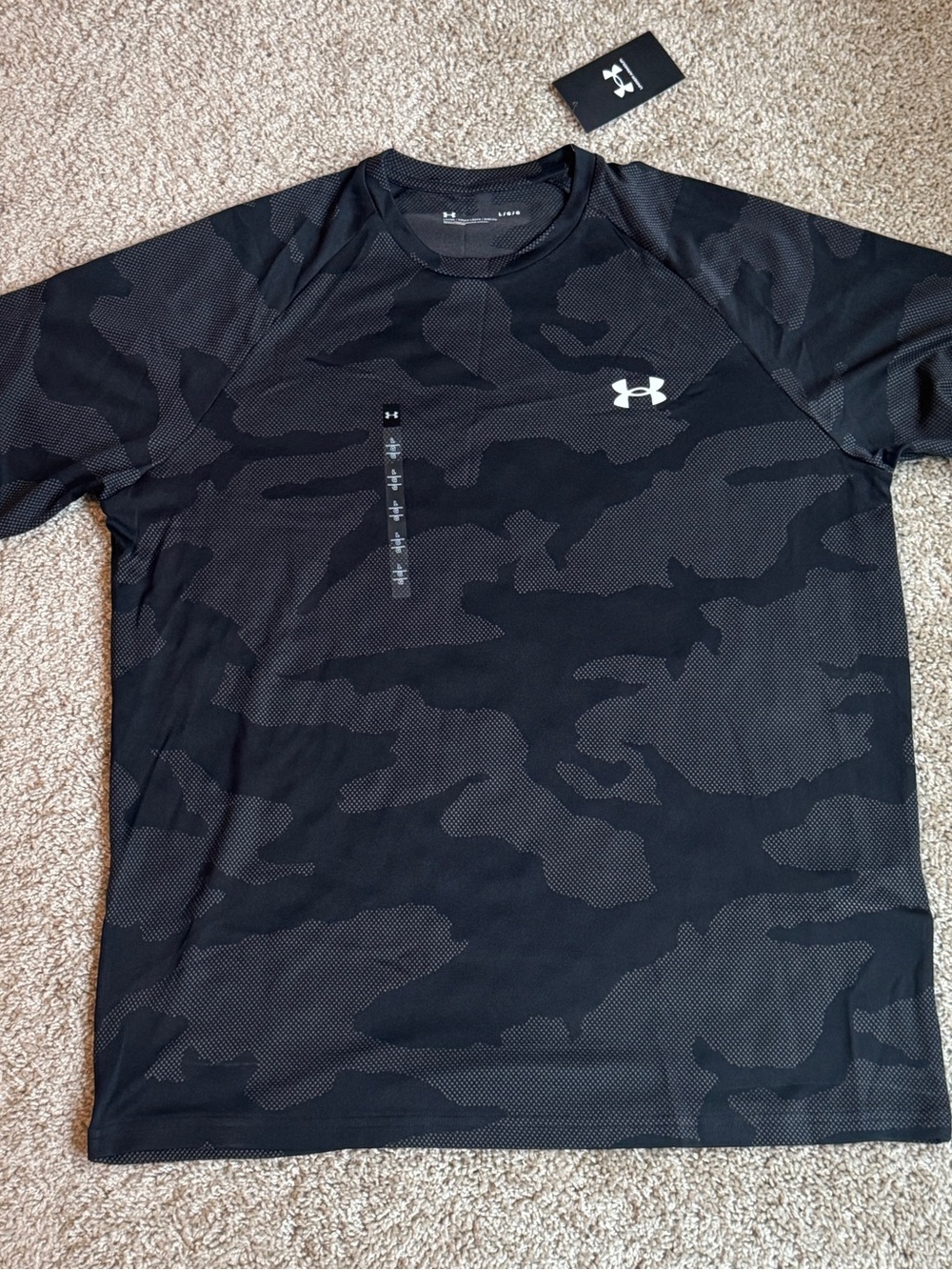 Under Armour Men’s Black Camouflage Short Sleeve Training Tee
